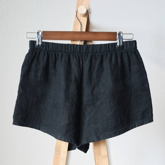 SOLD🥀 Reformation Tyson Linen Shorts - Picture 6 of 6